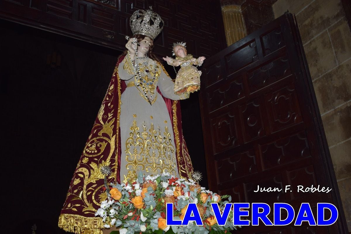Imágenes de la Misa Solemne y Procesión de la Virgen del Rosario en Caravaca de la Cruz