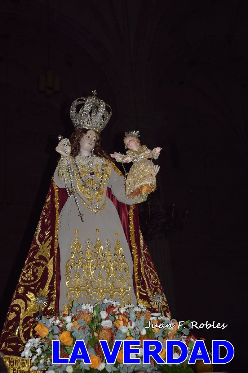Imágenes de la Misa Solemne y Procesión de la Virgen del Rosario en Caravaca de la Cruz