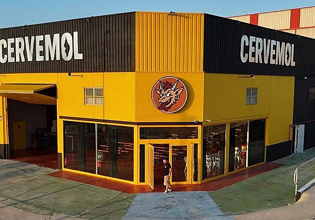 Fachada de la cervecería.