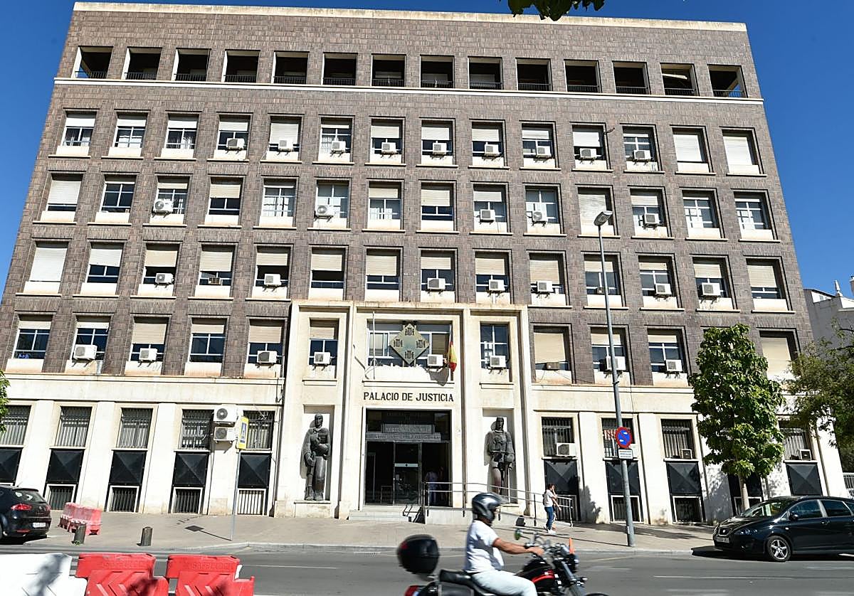 Fachada del Palacio de Justicia de Murcia, sede del TSJ, en una foto de archivo.