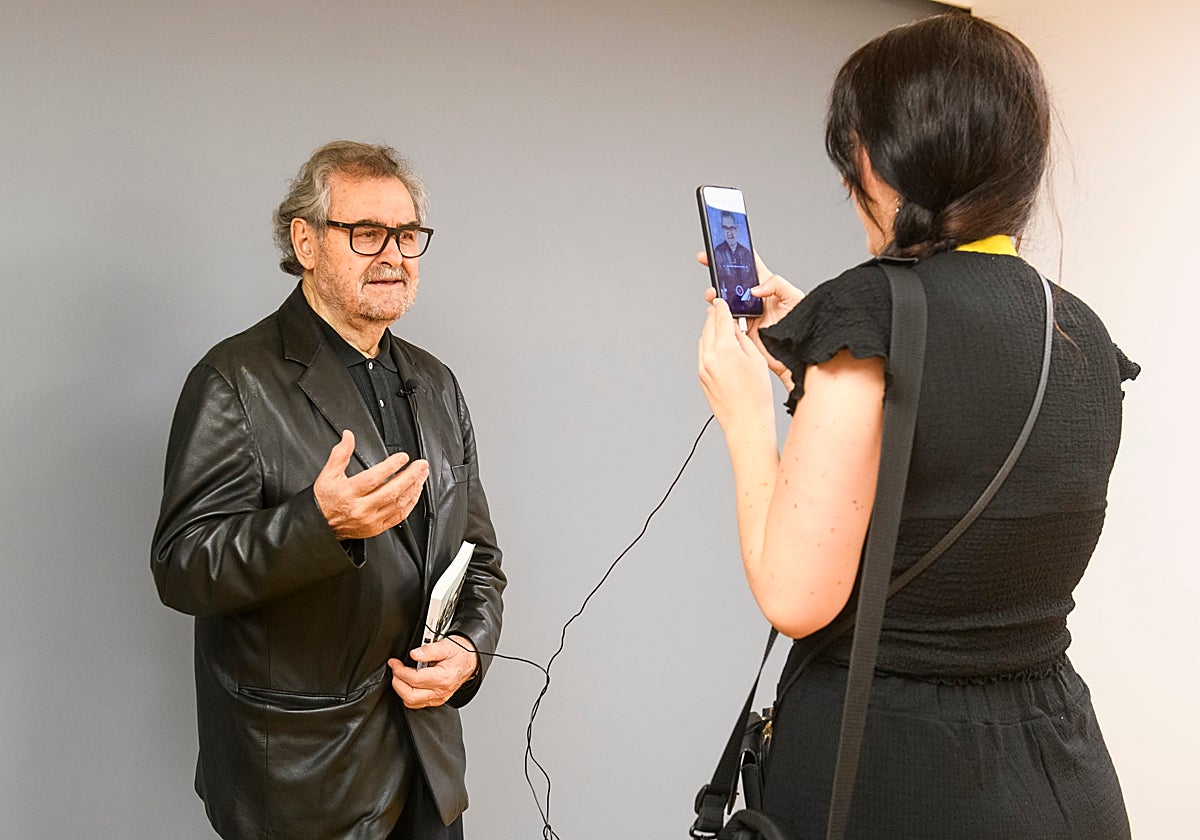 Fermín Bocos en el encuentro organizado por LA VERDAD y la Fundación Cajamurcia.