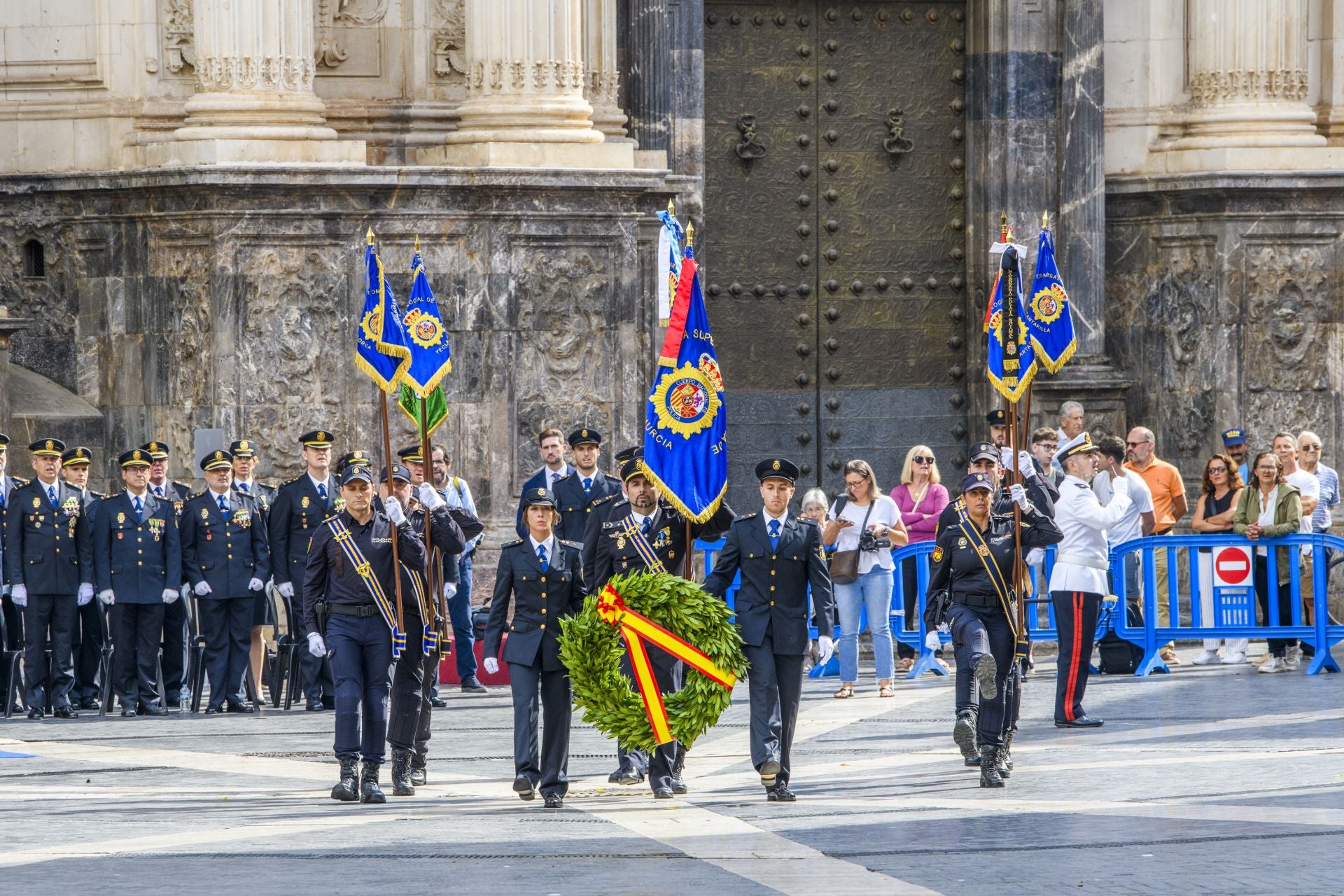 El acto por el Día de la Policía en Murcia, en imágenes