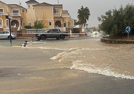 Una de las zonas inundadas en Orihuela Costa.