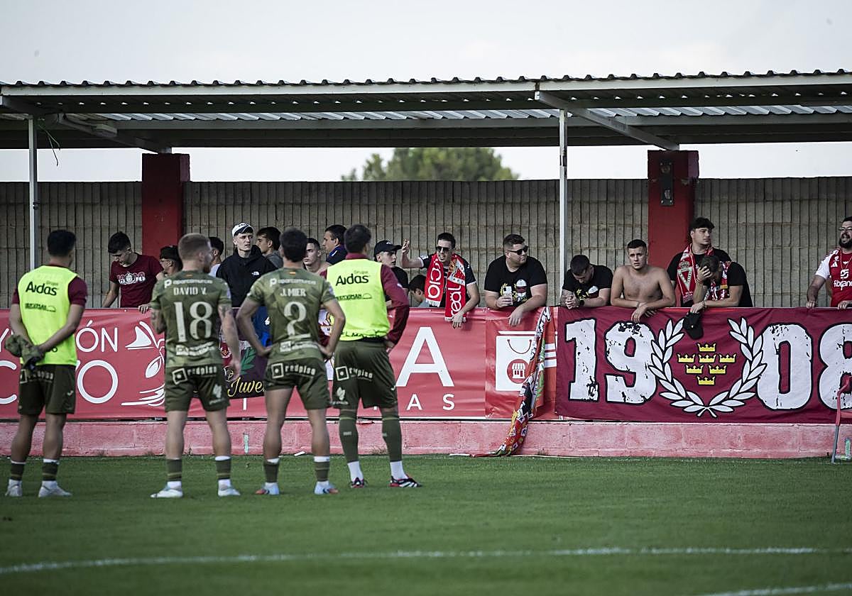 El Real Murcia entra en estado crítico en Tarazona, en imágenes