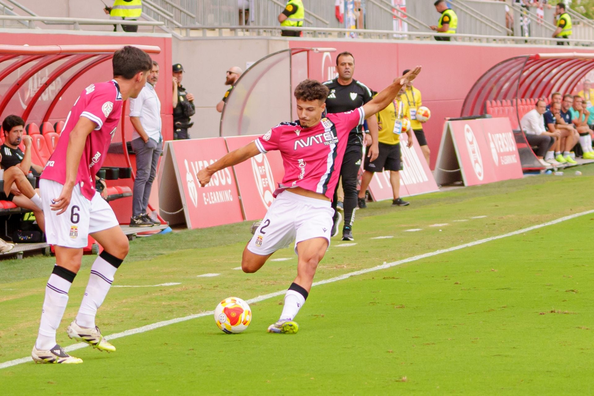 El FC Cartagena naufraga ante el Sevilla Atlético, en imágenes