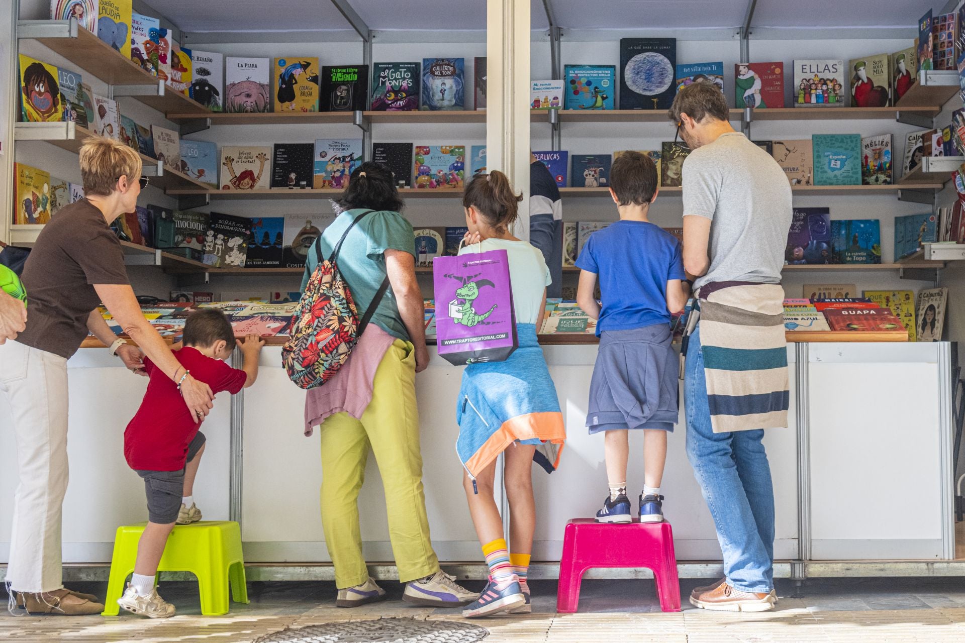 Último día de la Feria del Libro de Murcia, en imágenes