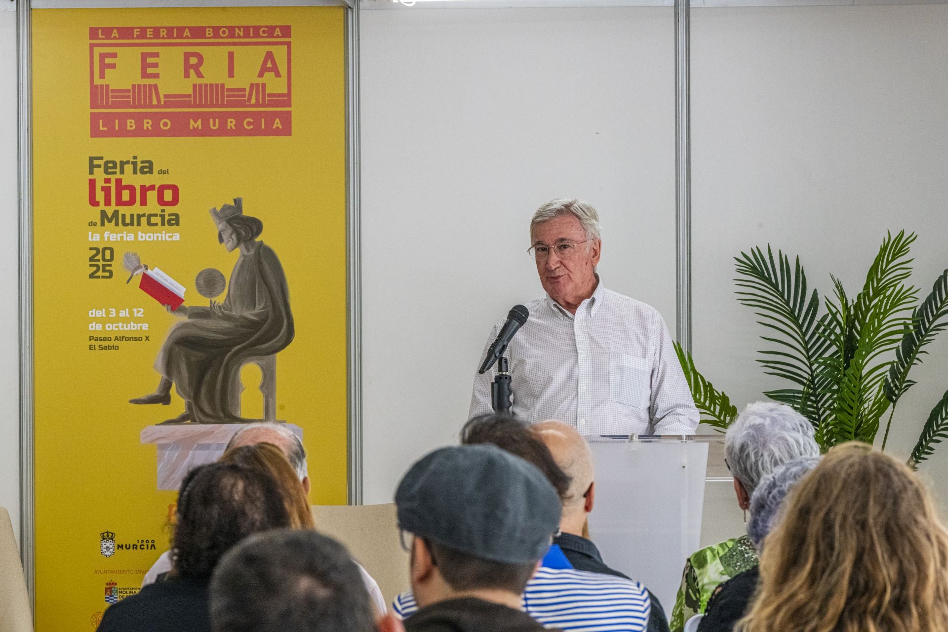 Último día de la Feria del Libro de Murcia, en imágenes