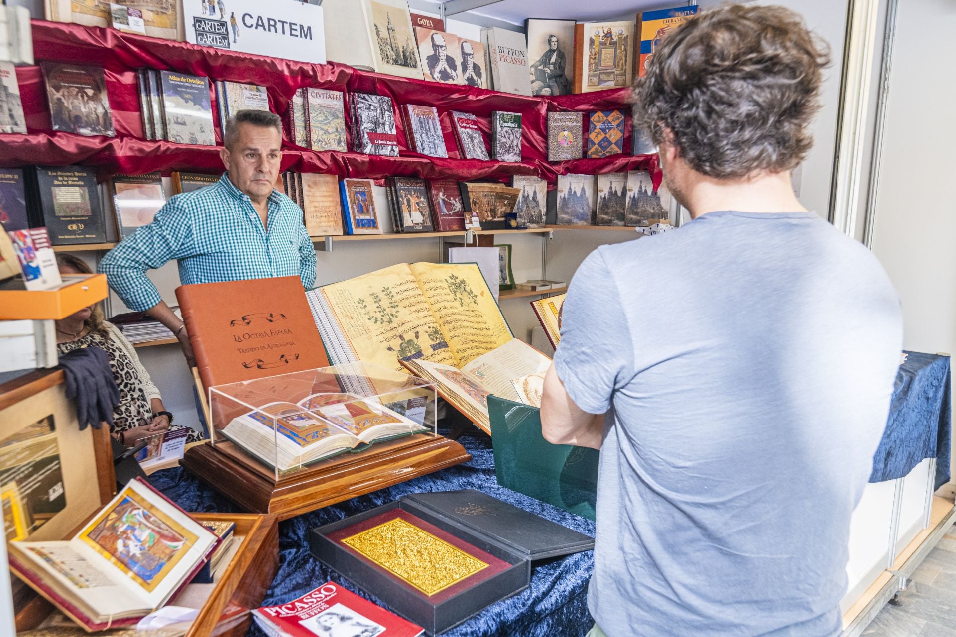 Último día de la Feria del Libro de Murcia, en imágenes