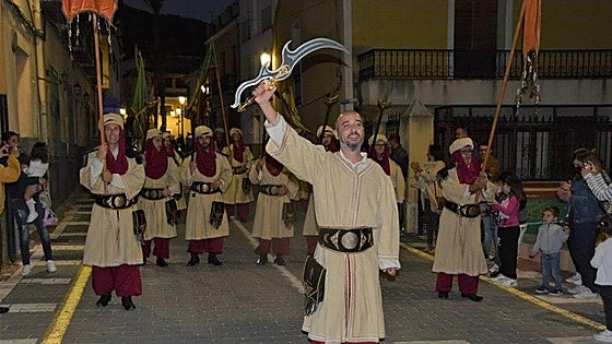 Conmemoran en Ojós la expulsión de los moriscos con un congreso y el desfile festero