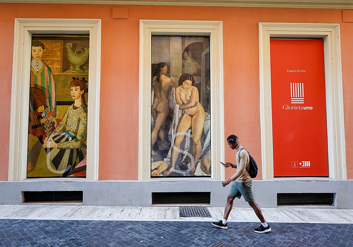 Imagen principal - Murcia reúne obras de Gutiérrez Solana, Vázquez Díaz y Hernández Carpe en una exposición singular en la sala GlorietaUno