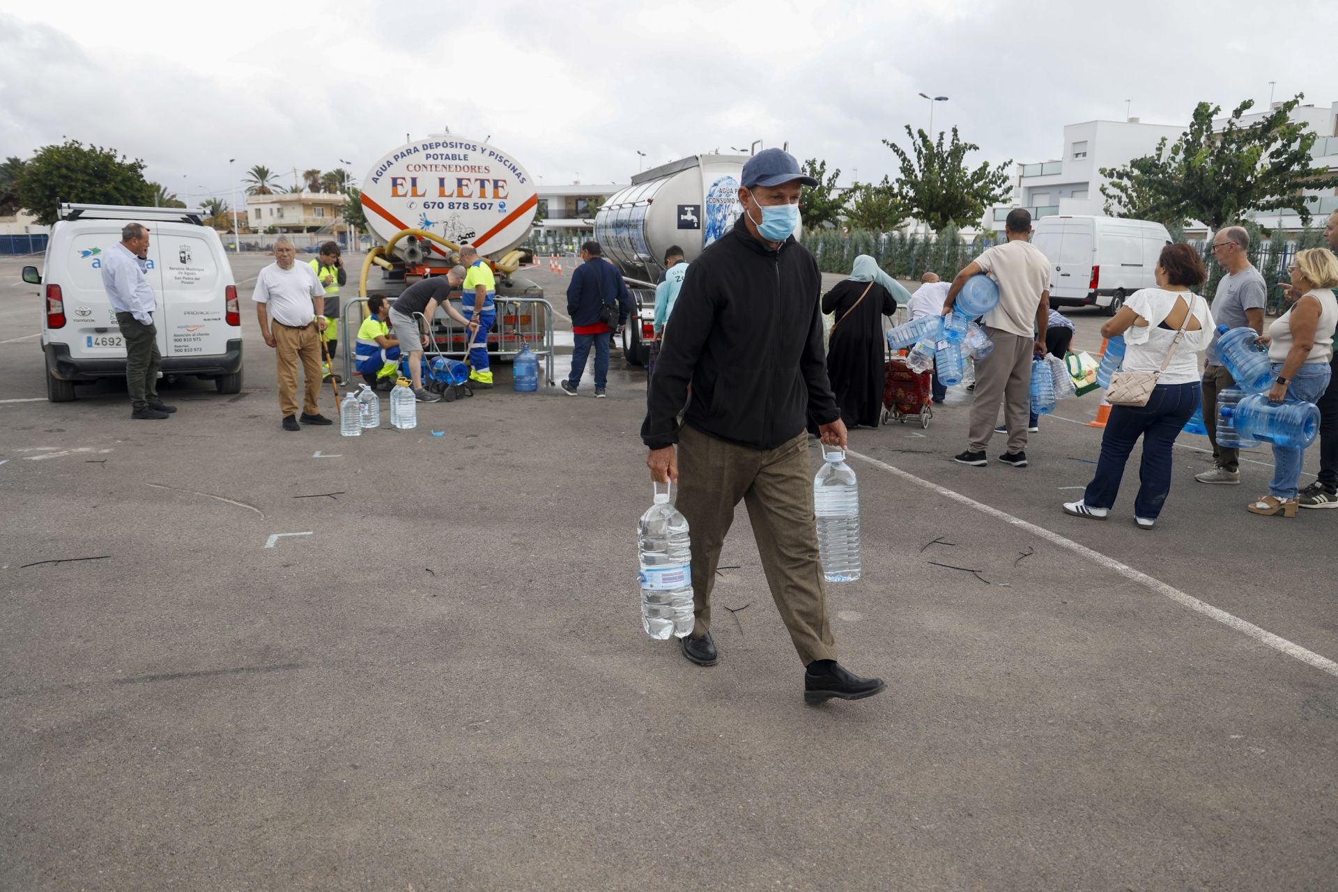 Sin agua potable en el Mar Menor, en imágenes