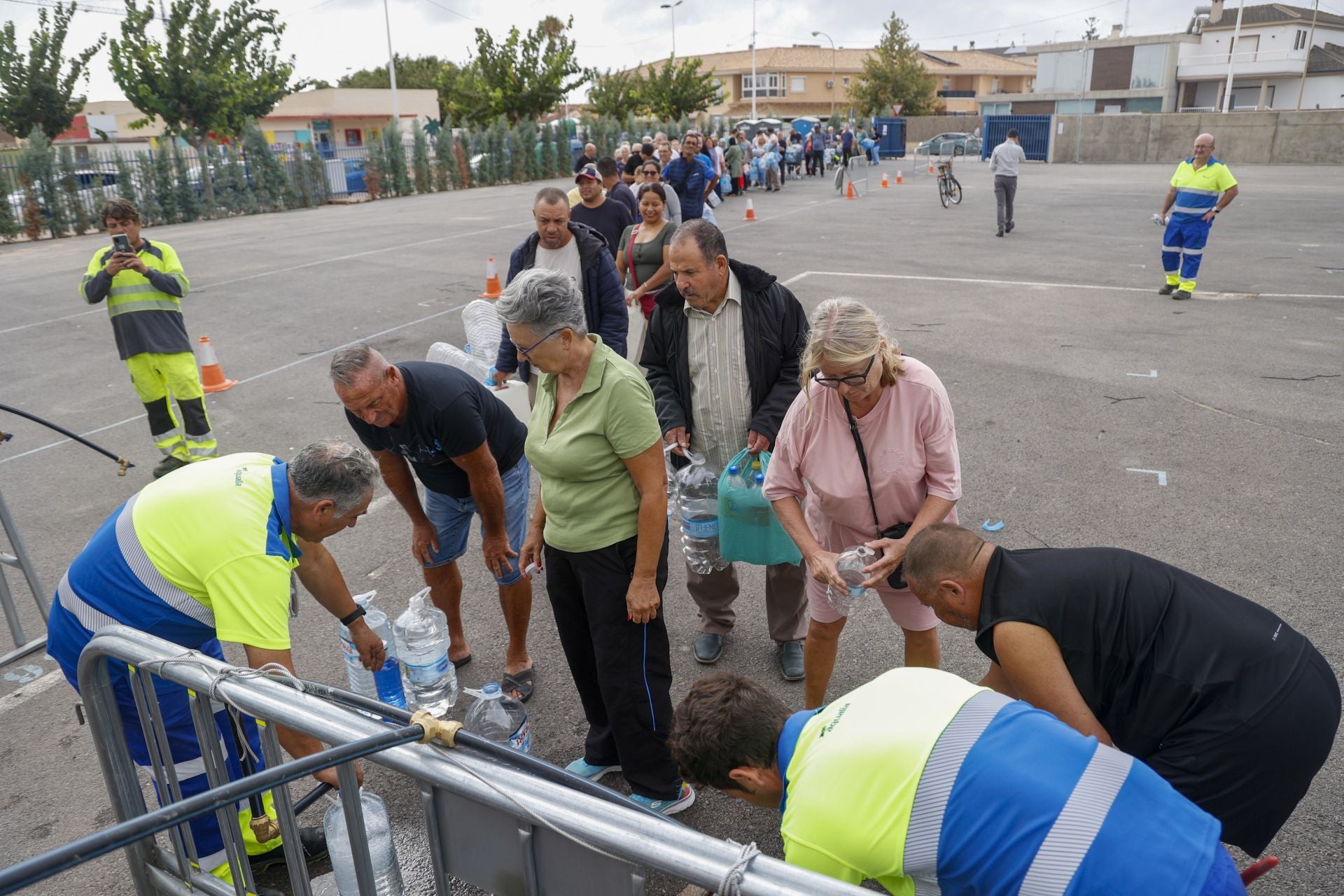 Sin agua potable en el Mar Menor, en imágenes