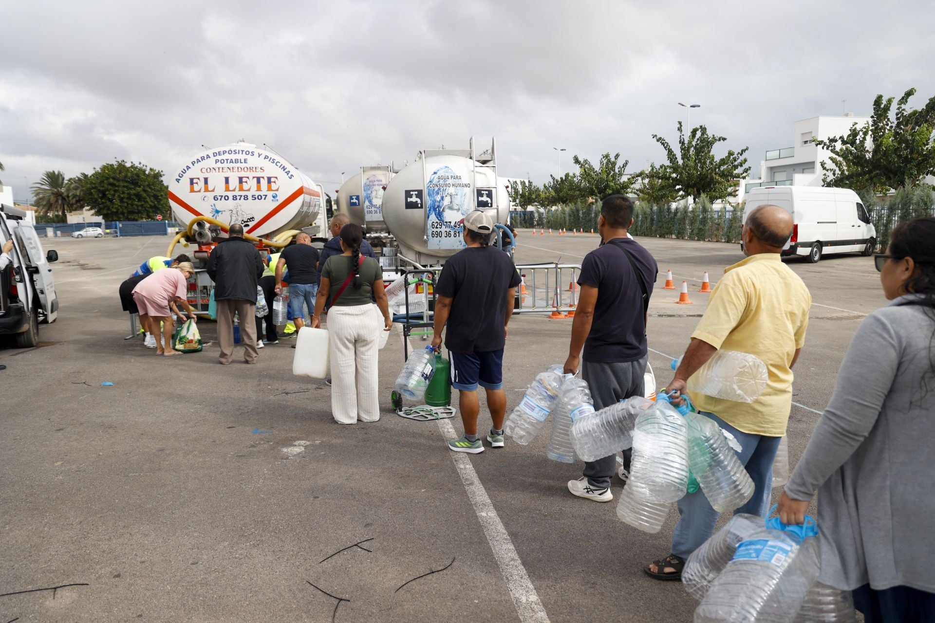 Sin agua potable en el Mar Menor, en imágenes