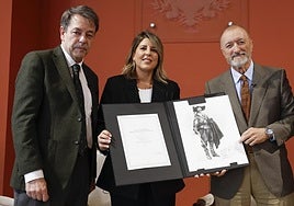 Augusto Ferrer-Dalmau, Noelia Arroyo y Arturo Pérez-Reverte presentan este martes en Madrid el monumento al capitán Alatriste que se erigirá en Cartagena.