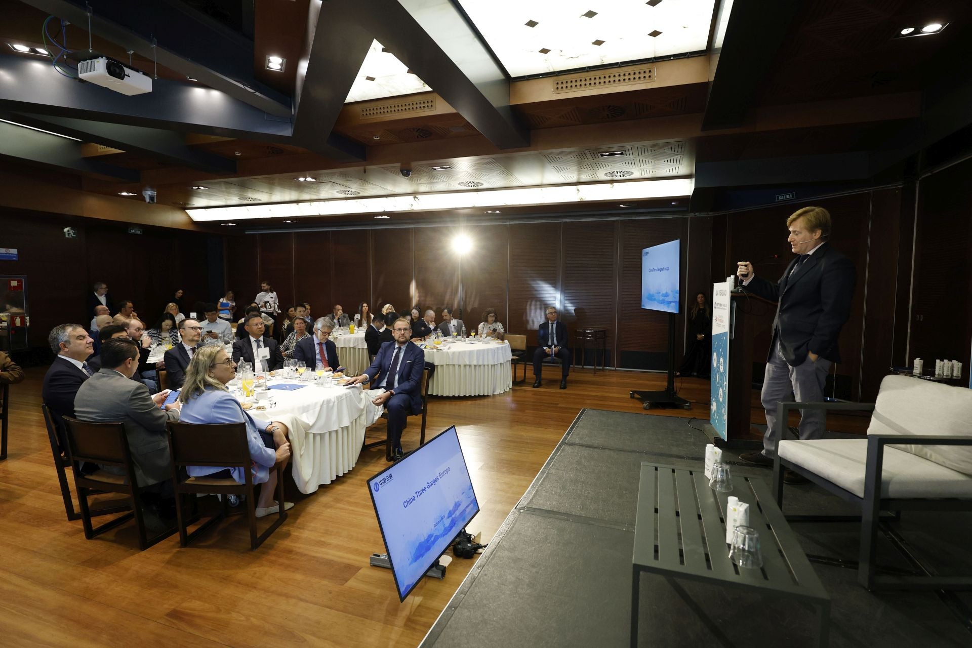 Encuentro &#039;Innovación y liderazgo en energías limpias&#039;, en imágenes