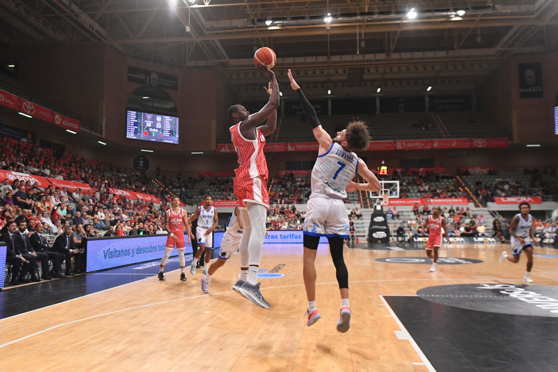 Las imágenes del trinfo del UCAM ante el Rilski (77-63)