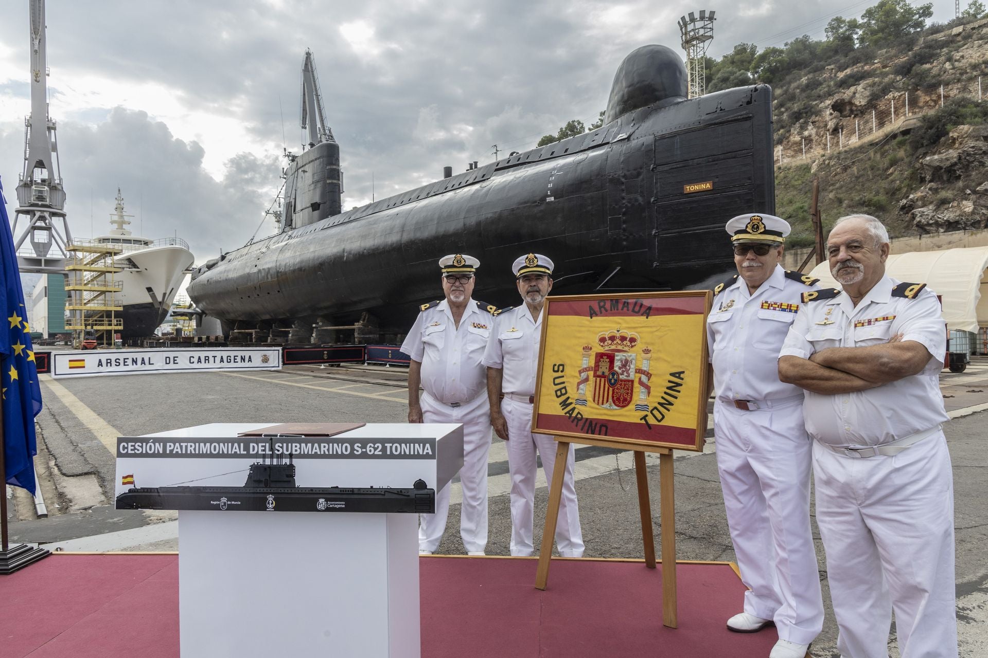 El Ayuntamiento de Cartagena asume la titularidad del submarino &#039;Tonina&#039;, en imágenes