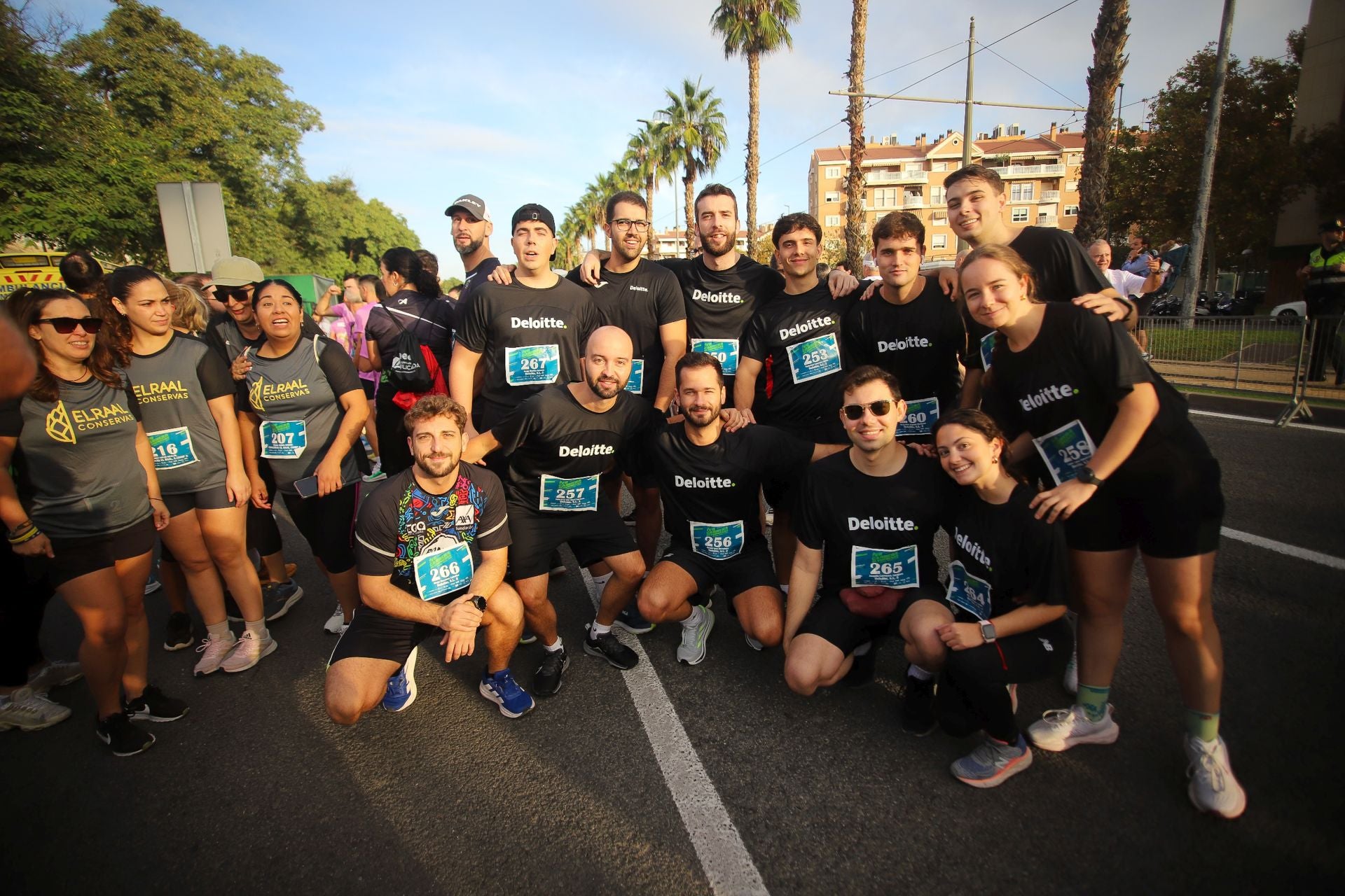 En imágenes, la VII Carrera de Empresas en Murcia