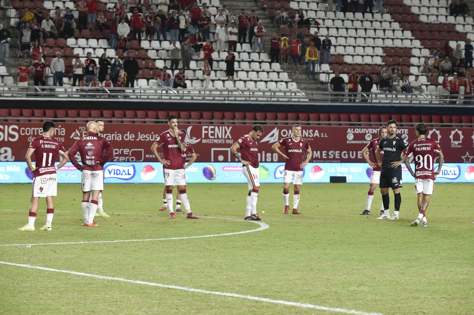 El Real Murcia se estrella ante el Ibiza, en imágenes