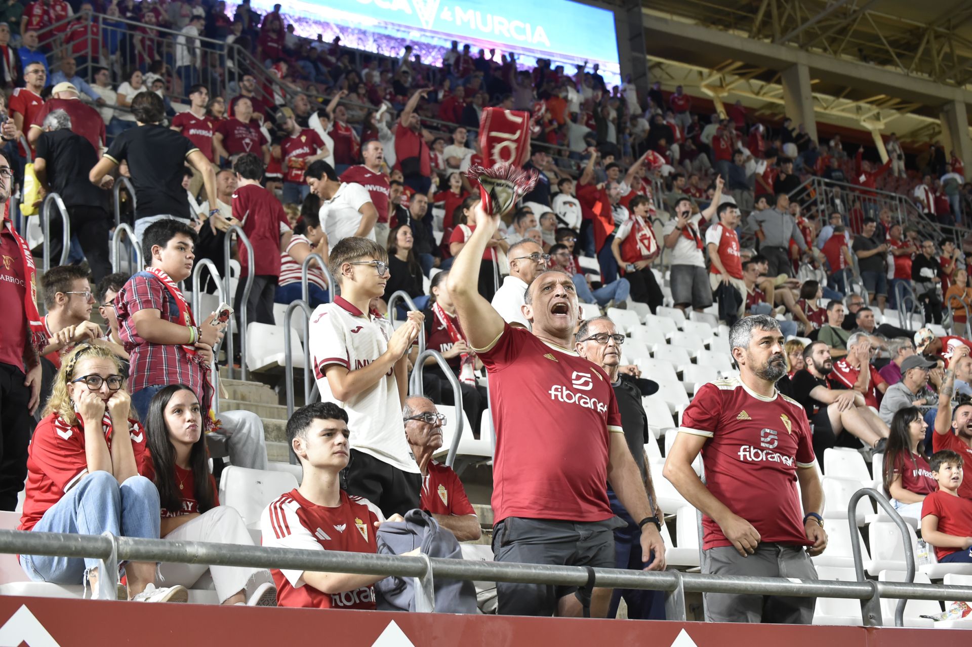 El Real Murcia se estrella ante el Ibiza, en imágenes