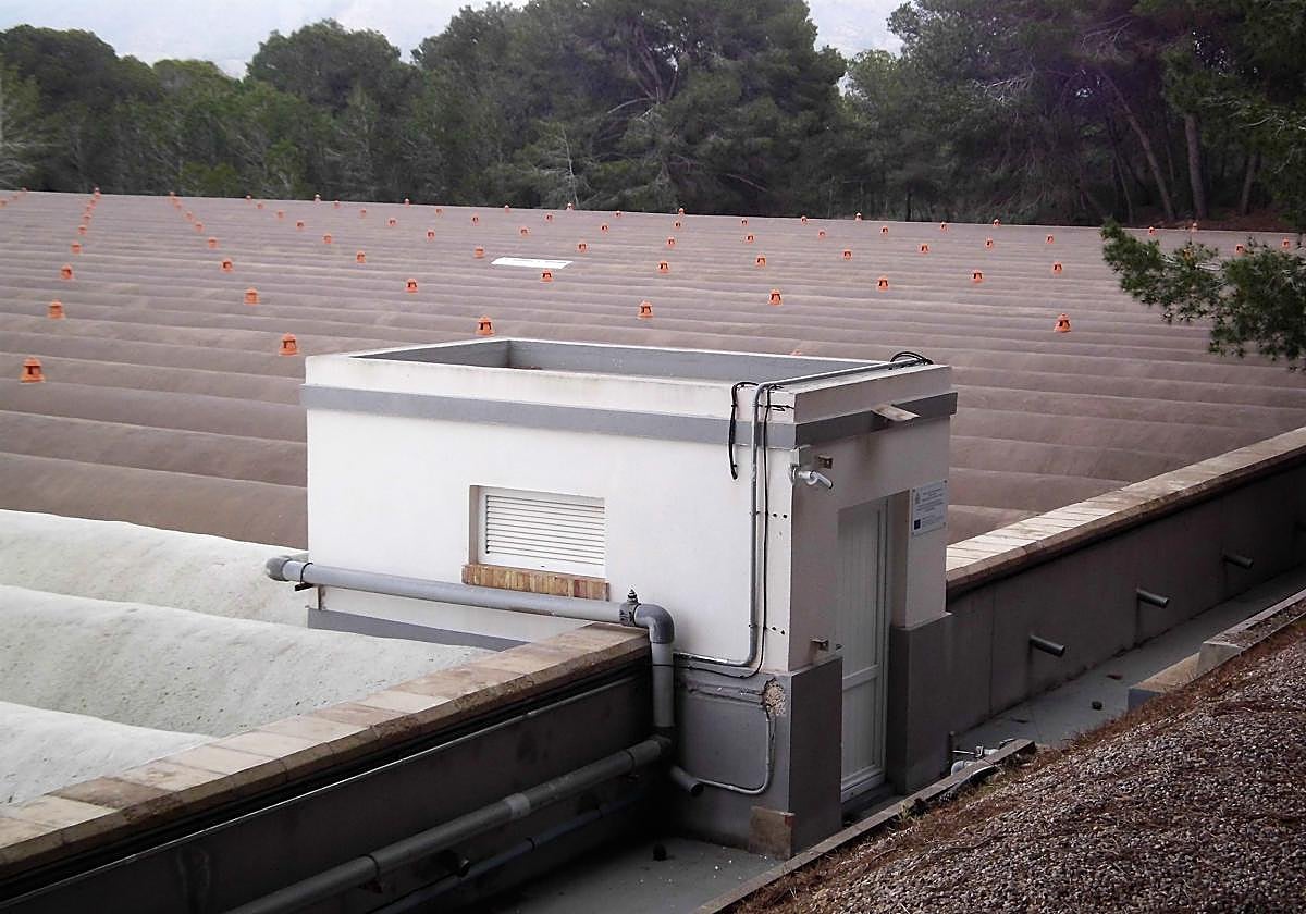 Imagen de archivo del depósito de Tentegorra.