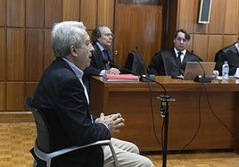 El exconsejero Antonio Cerdá, este lunes, durante su declaración ante la Audiencia.