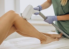 Este es el mejor mes del año para hacerte la depilación láser: «Tu piel está más protegida».