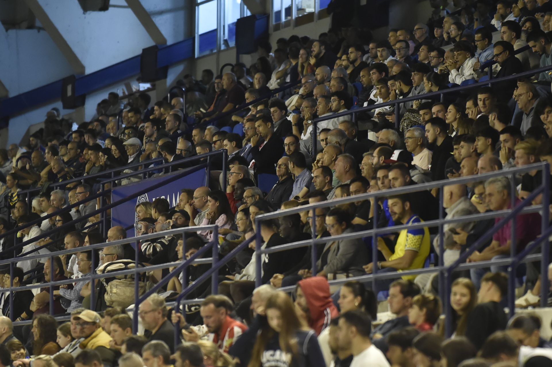 Las imágenes del UCAM CF-Cádiz (1-3)