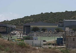 Instalaciones del vertedero de residuos municipal, operado por Lhicarsa y ubicado en El Gorguel.