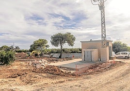 Obras de reparación de daños en la almenara de El Mirador (San Javier), a finales de octubre.