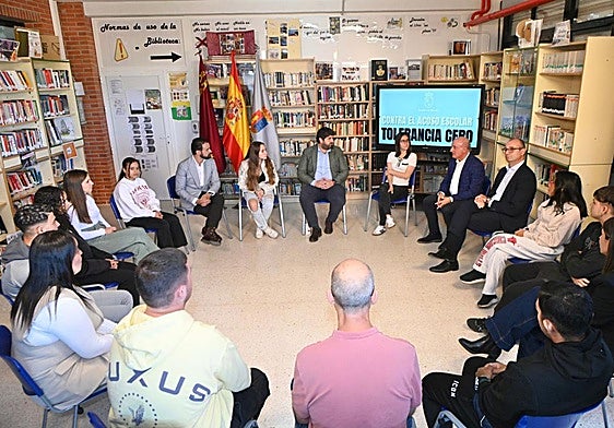 López Miras visita, este viernes, el Instituto Sierra Minera de La Unión.