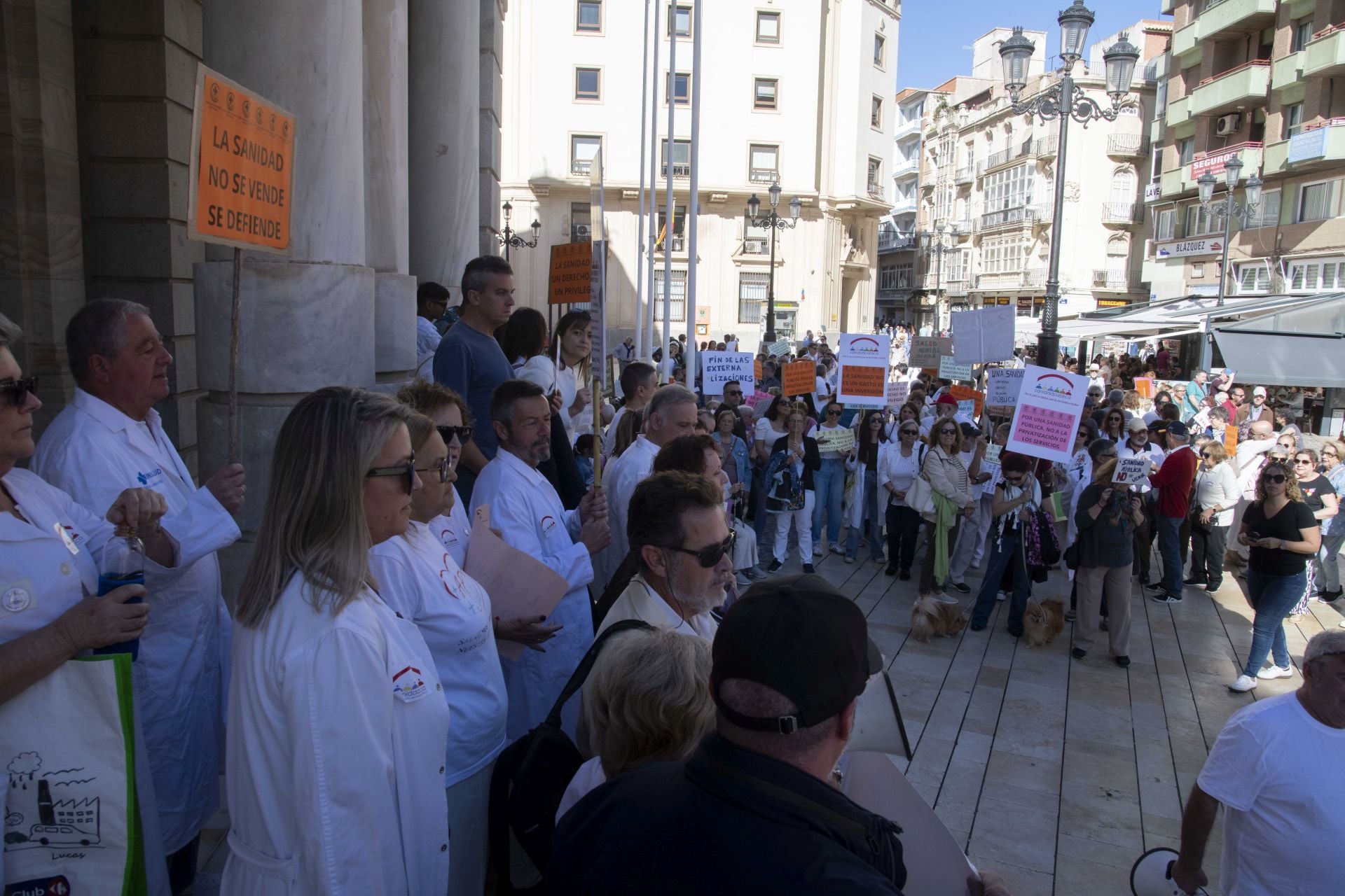 Manifestación en defensa de la sanidad pública en Cartagena, en imágenes