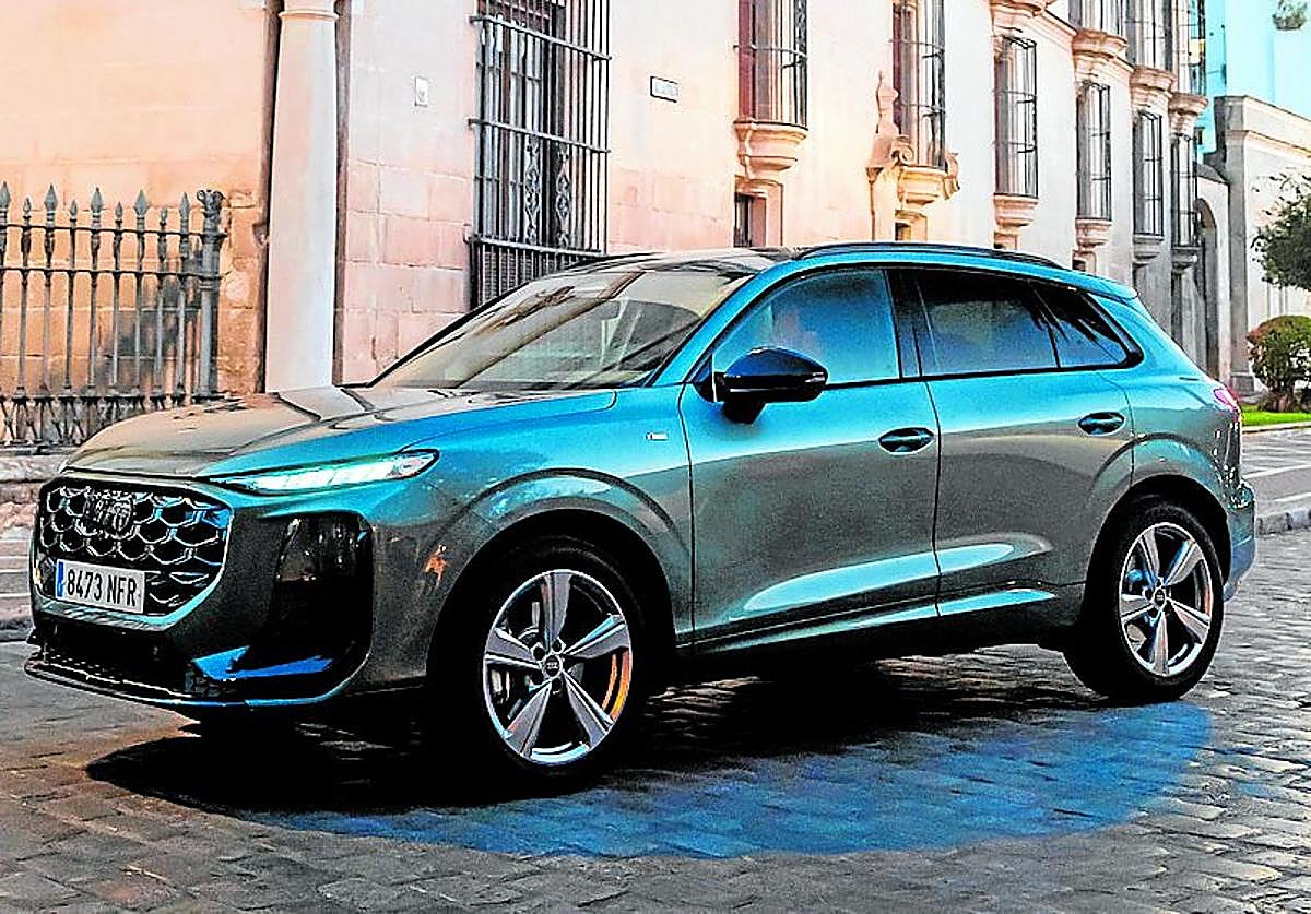 El nuevo Q3 reafirma su posición como uno de los referentes del mercado en el equilibrio entre deportividad, confort y digitalización.