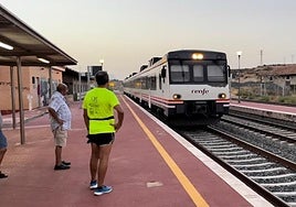 En la estación de Cieza. Último viaje del tren lanzadera entre Albacete y Archena efectuado el 31 de agosto de 2022.