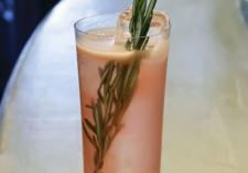 Spritz de naranja y romero