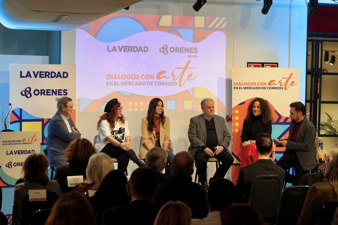 Foro 'Diálogos con arte', en imágenes