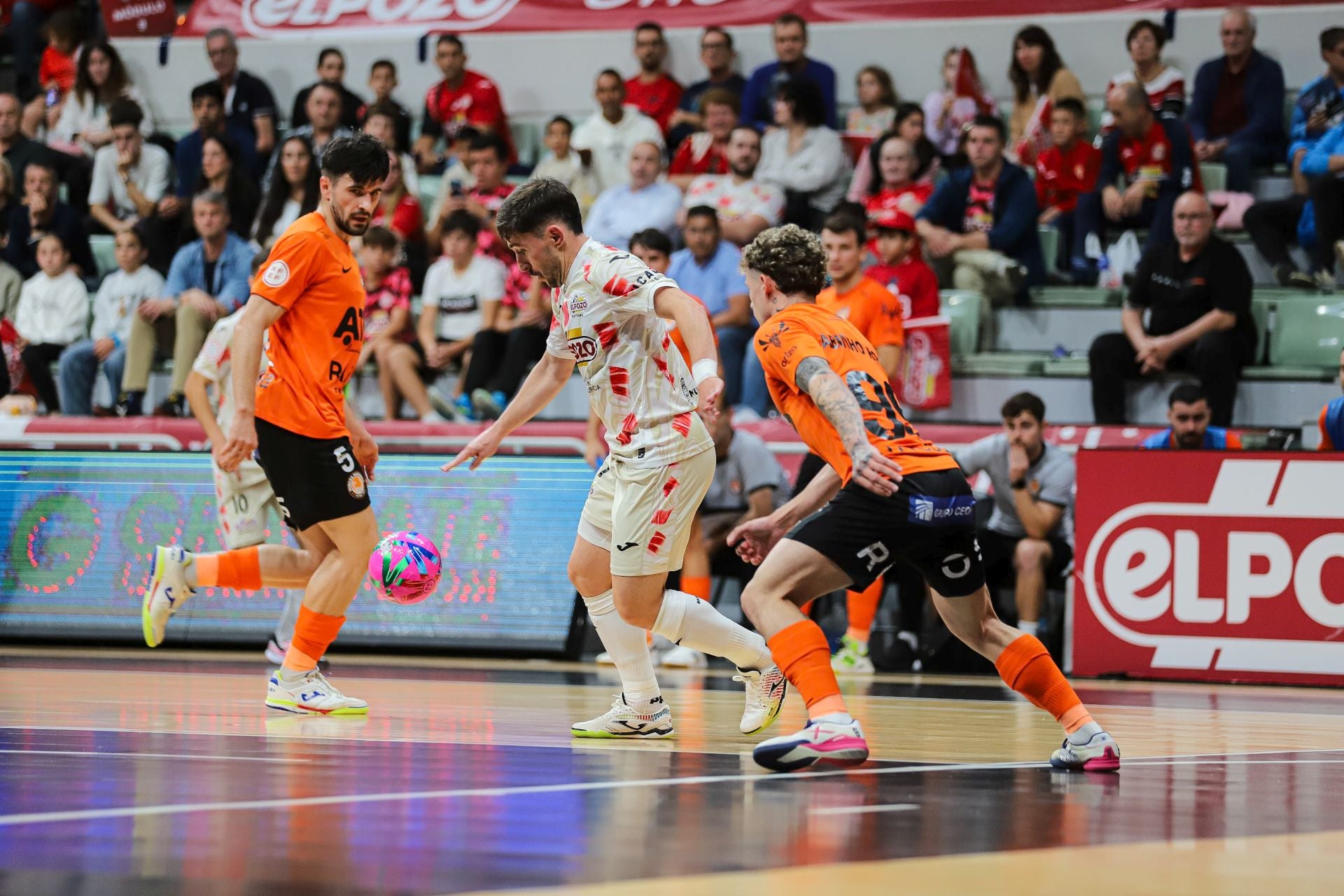 La victoria de ElPozo ante Ribera Navarra, en imágenes