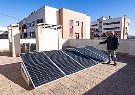 Placas para autoconsumo de la comunidad energética de Joven Futura, en Murcia.