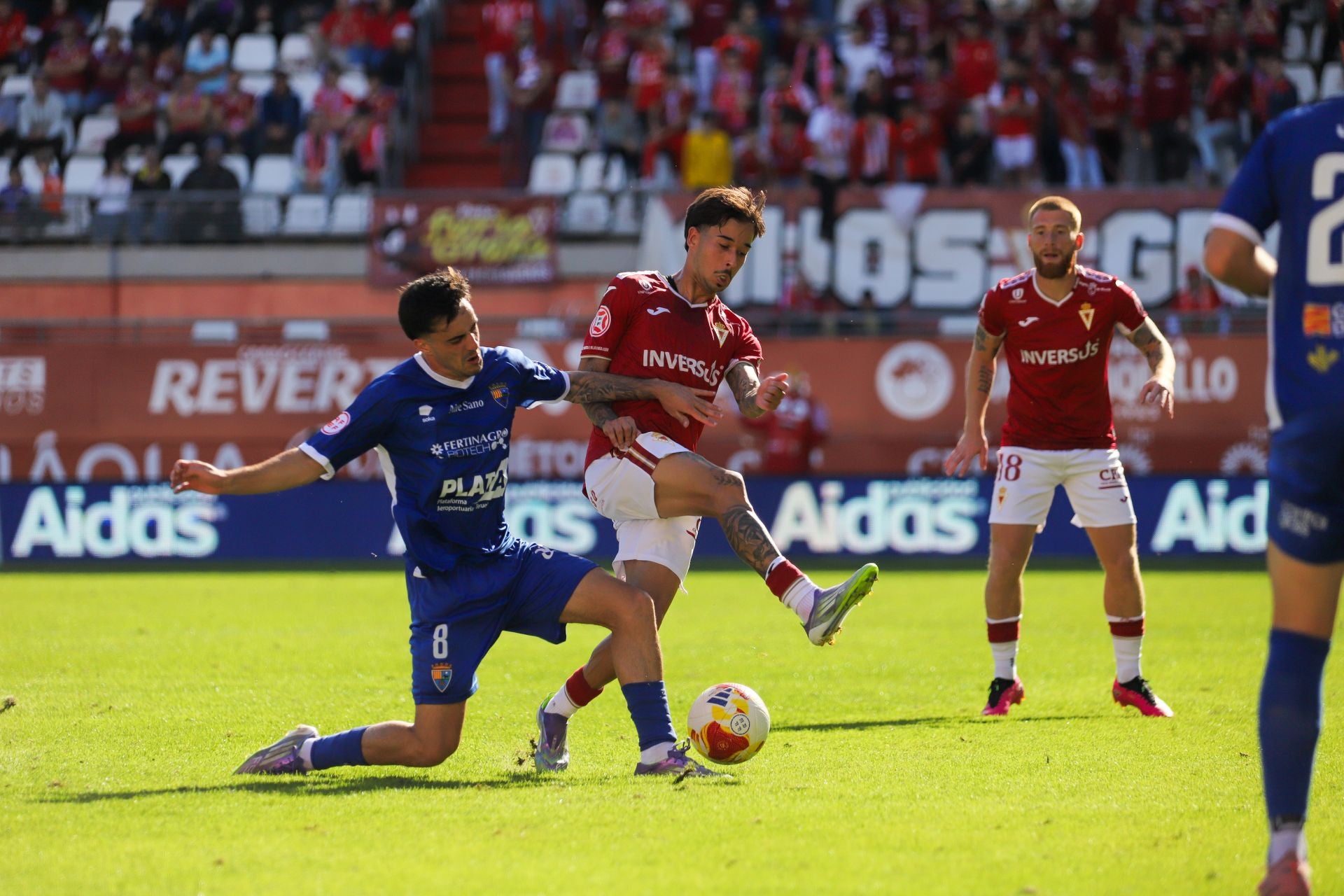 El Real Murcia no puede prolongar ante el Teruel su racha de victorias