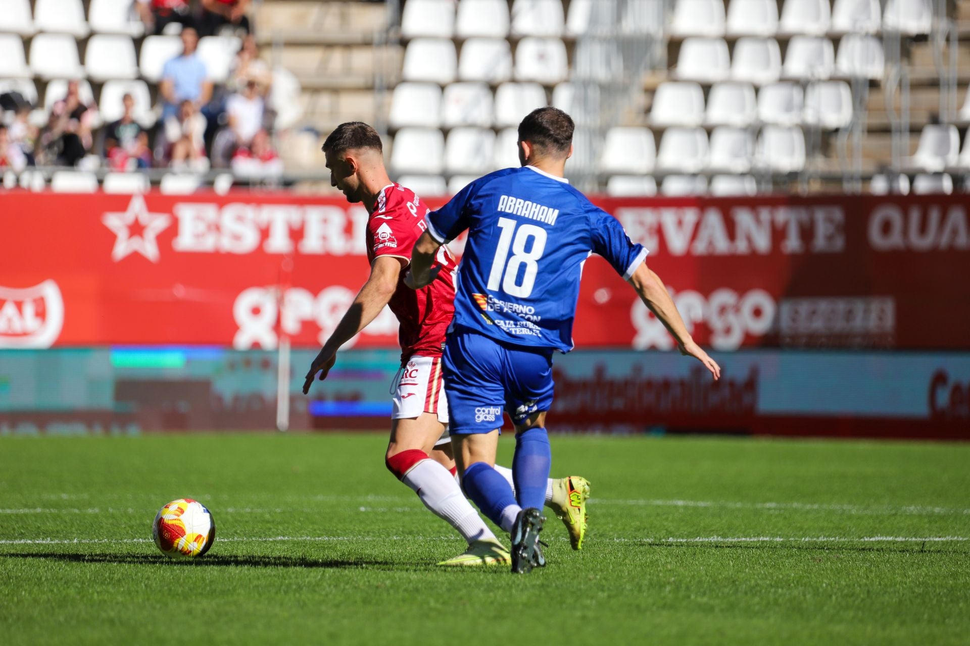 El Real Murcia no puede prolongar ante el Teruel su racha de victorias