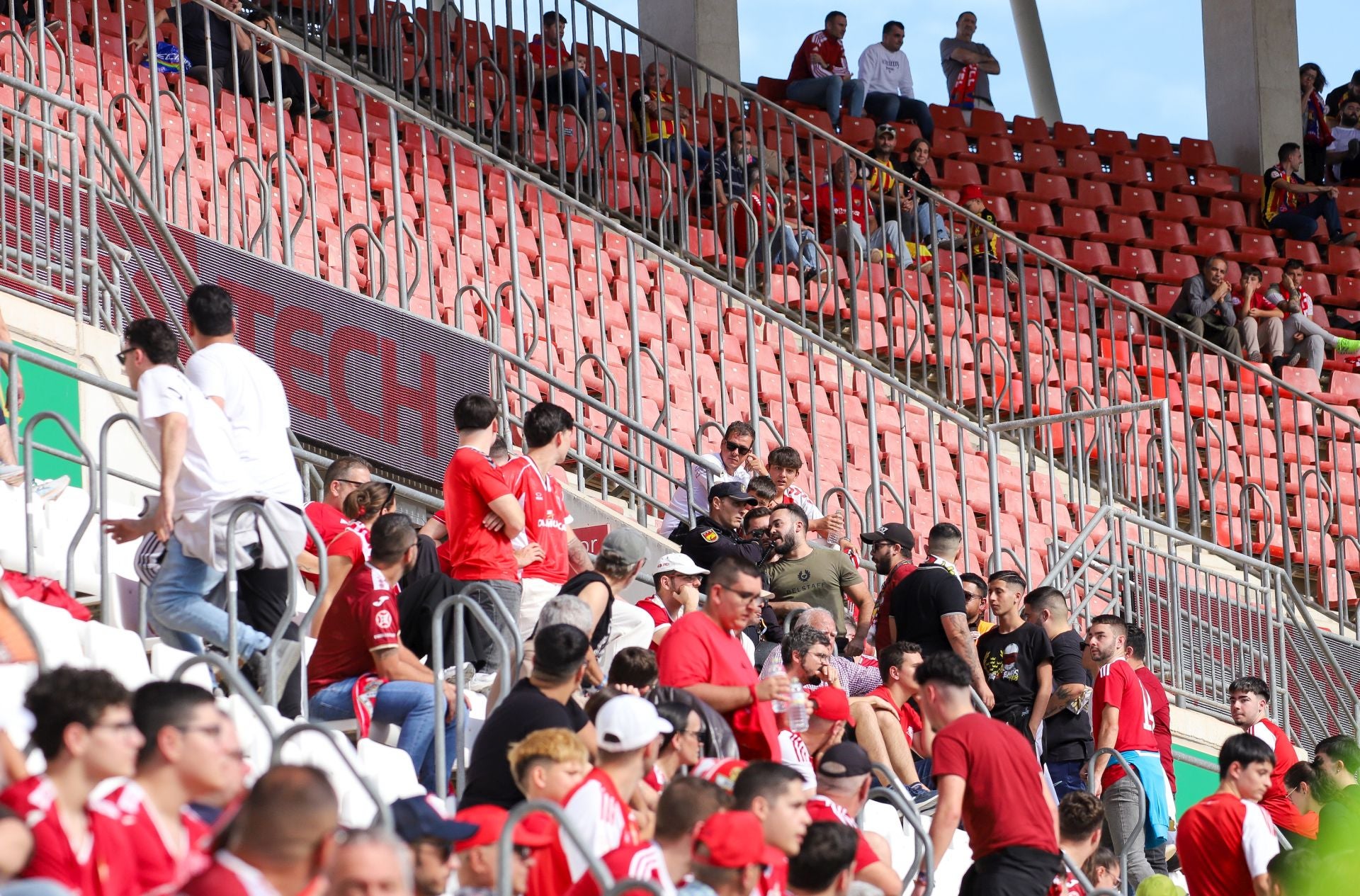 El Real Murcia no puede prolongar ante el Teruel su racha de victorias