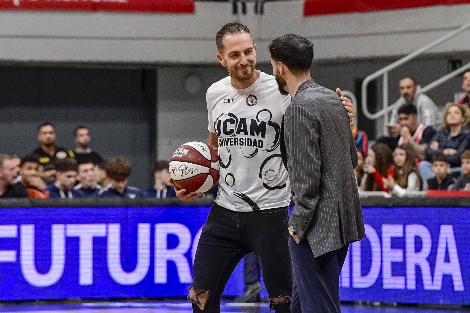 El UCAM Murcia cae prisionero de la trampa del Breogán, en imágenes
