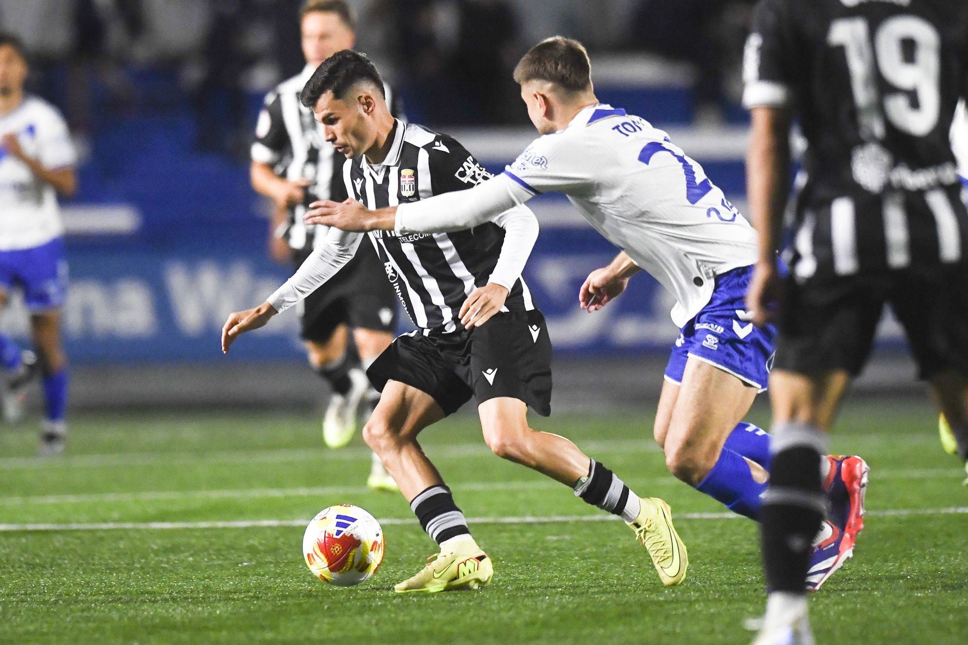 El FC Cartagena pierde ante la intensidad y calidad del Europa, en imágenes