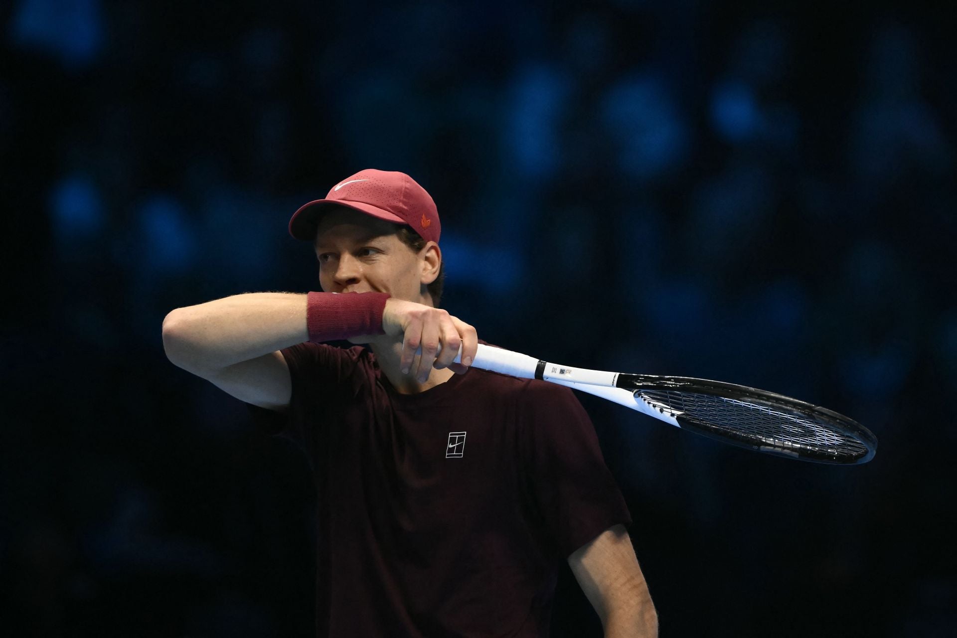Carlos Alcaraz cae ante Sinner en la ATP Finals, en imágenes