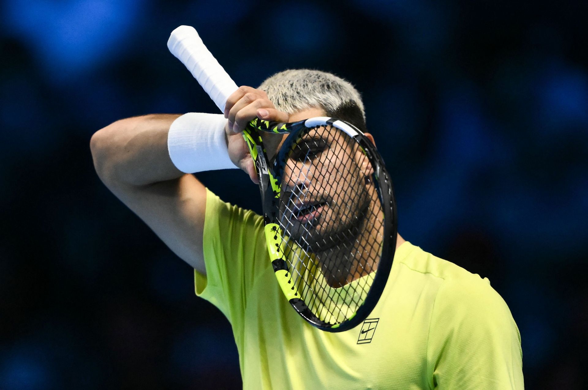 Carlos Alcaraz cae ante Sinner en la ATP Finals, en imágenes