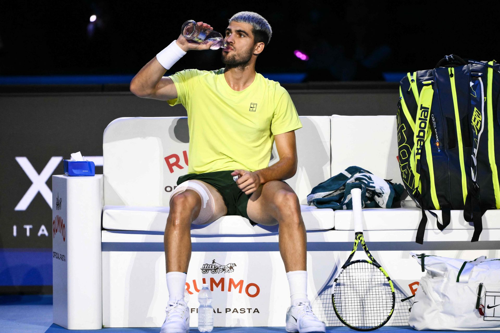 Carlos Alcaraz cae ante Sinner en la ATP Finals, en imágenes