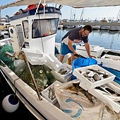 Pescadores de San Pedro en una imagen de archivo.
