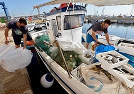 Pescadores de San Pedro en una imagen de archivo.