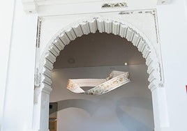 Una de las piezas que se expone en la muestra 'Espacio-Tiempo' del Museo de Santa Clara.