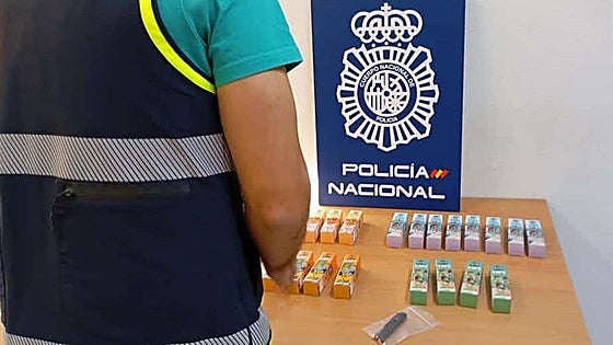 Detenido en Murcia por vender un vapeador con concentrado de marihuana a cinco jóvenes que se intoxicaron